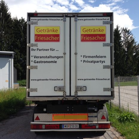 Kuehlwagen gross hinten Kuehlwagen gross hinten