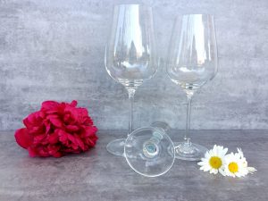 Gläser Hochzeit Sommerfest Getränke Friesacher mit Blumen IMG_9007