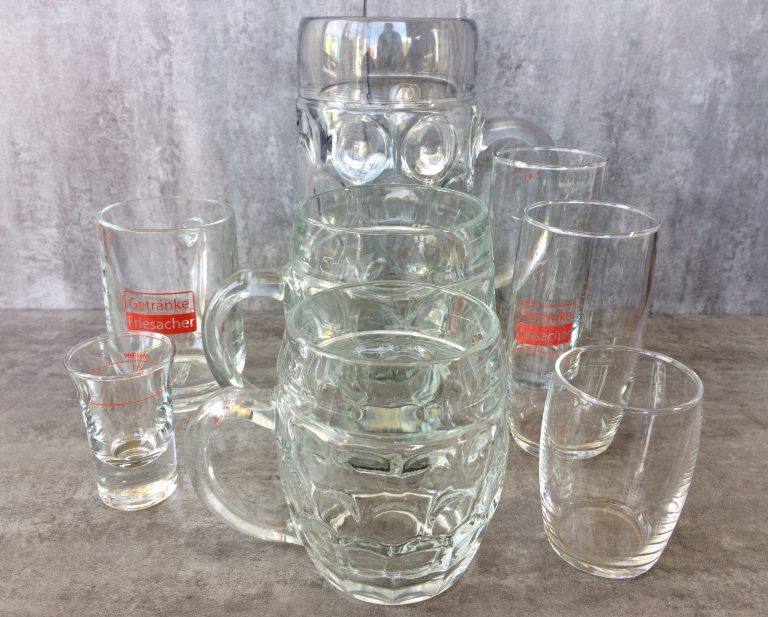 Mietgläser Parade bei Getränke Friesacher